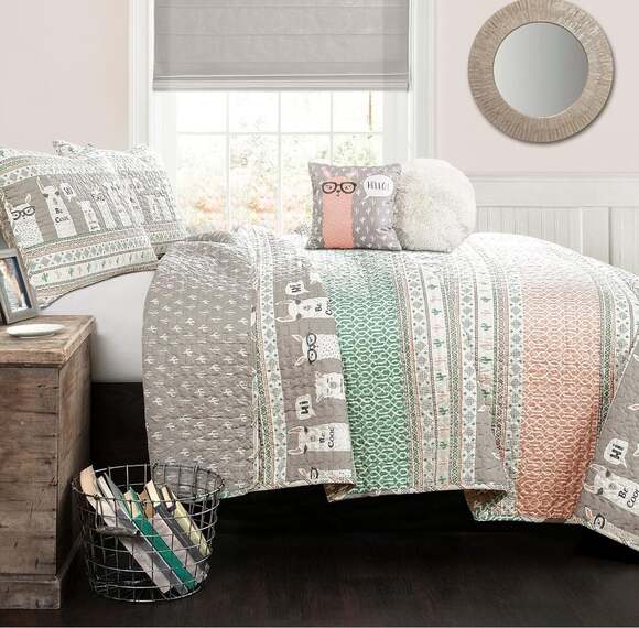 Lush Decor Llama Stripe Reversible Quilt Set